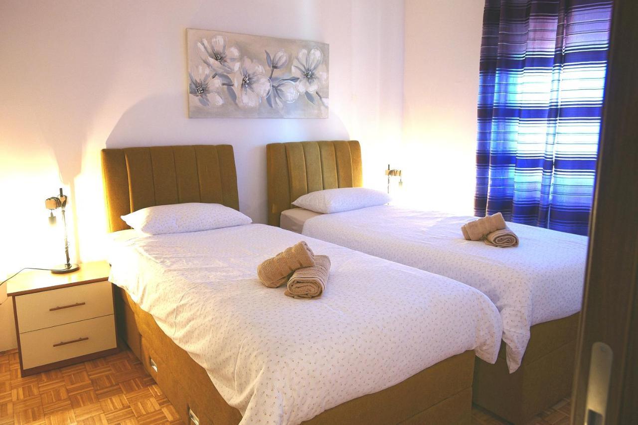Apartment Grbin Pola Esterno foto